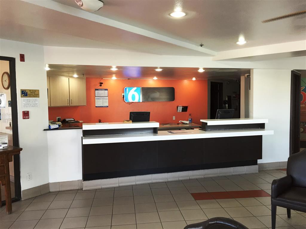 Motel 6-Brownsville, Tx North מראה פנימי תמונה