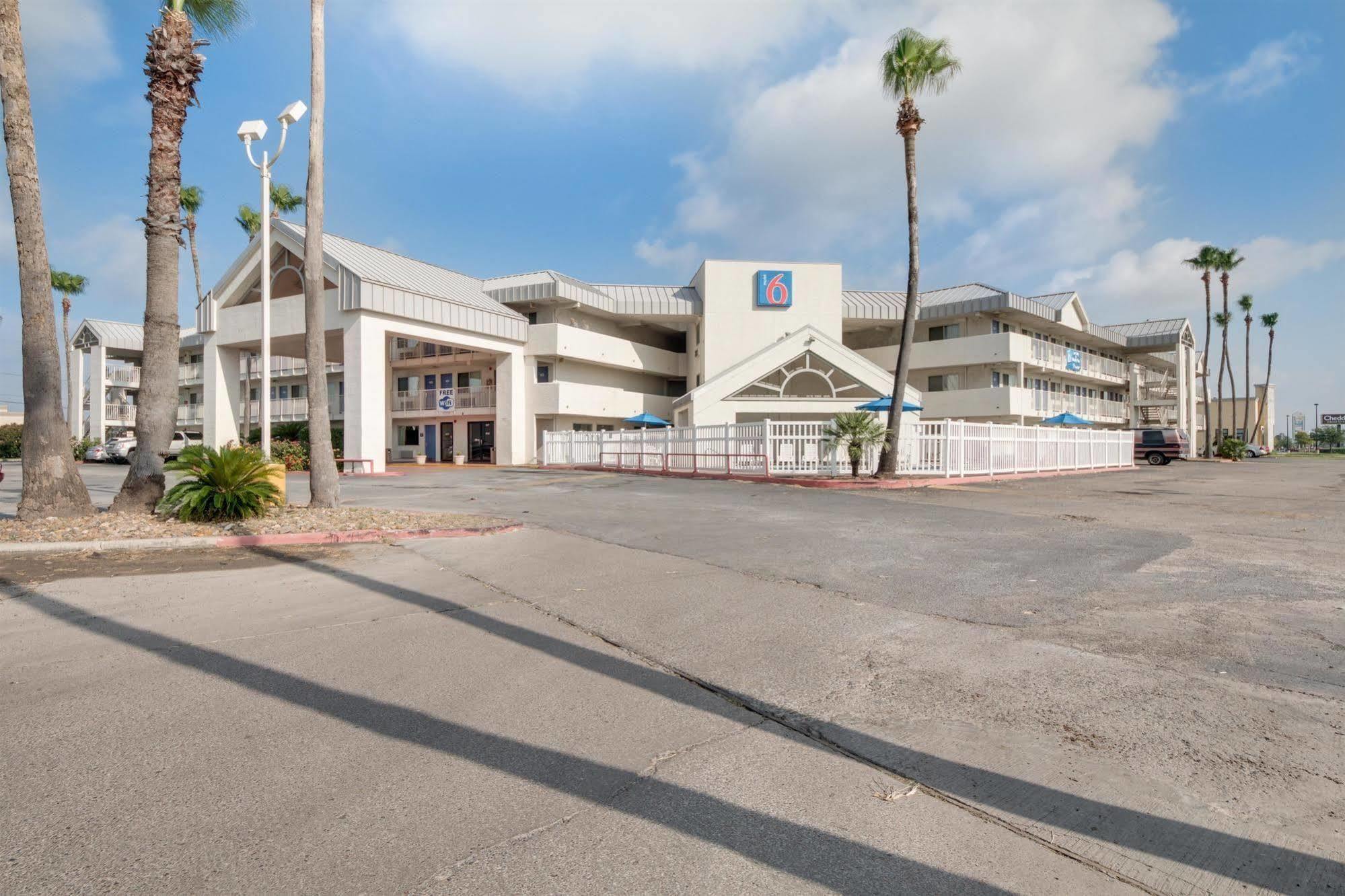 Motel 6-Brownsville, Tx North מראה חיצוני תמונה