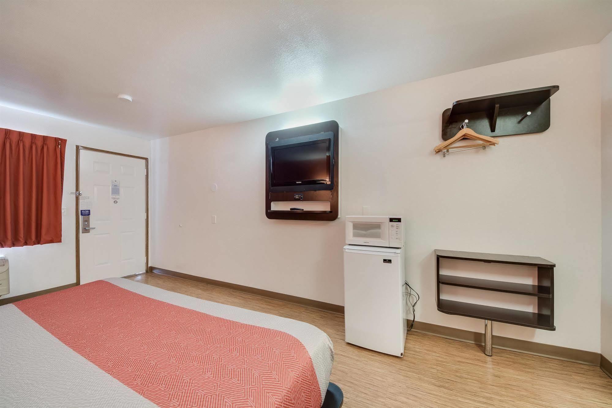 Motel 6-Brownsville, Tx North מראה חיצוני תמונה