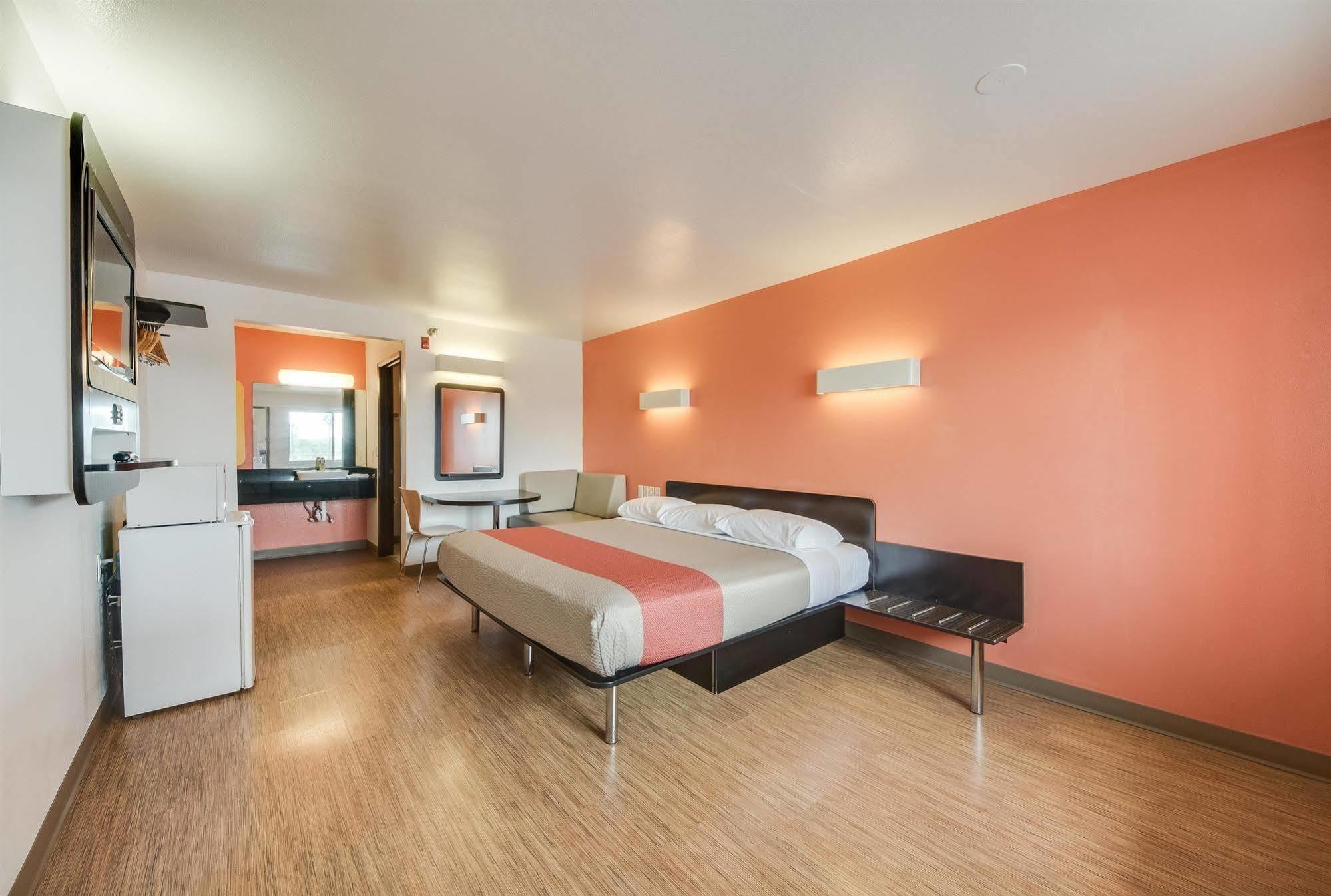 Motel 6-Brownsville, Tx North מראה חיצוני תמונה